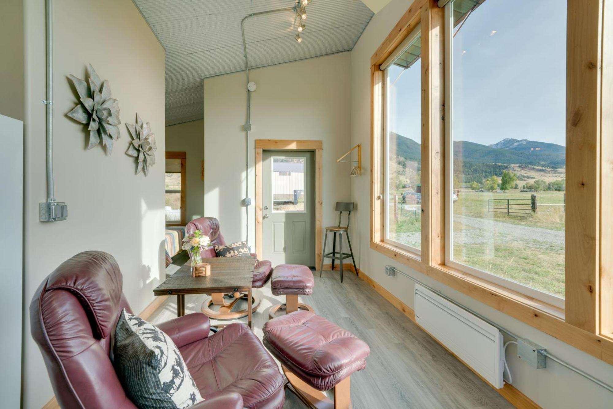 Beautiful Ranch Cottage - 45 Mi To Yellowstone Np! 利文斯顿 外观 照片